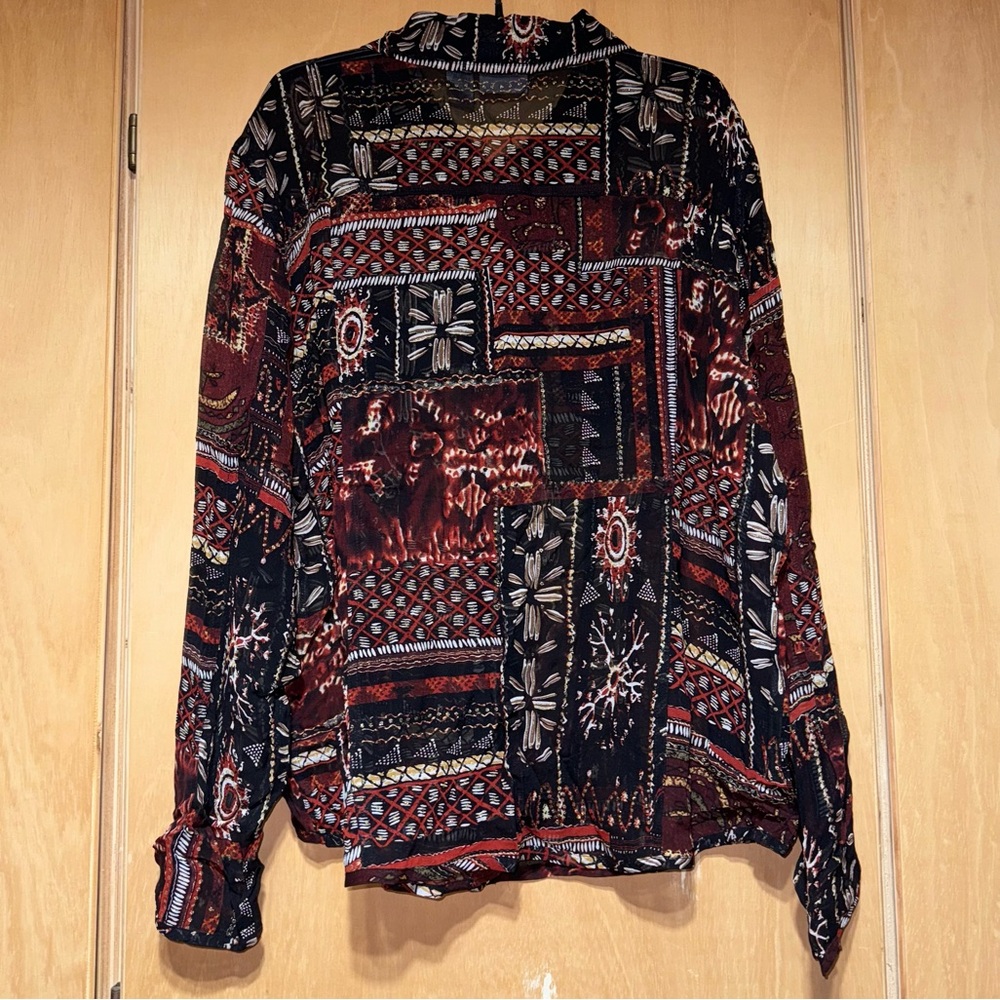 Chico’s Aztec Silk Blouse. - Picture 3 of 3